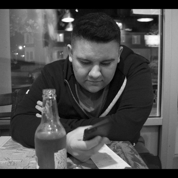 Meet your Posher, Adam - Picture 1 of 1